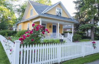 A homeowner thought they had checked every box before building a fence in their backyard. Unfortunately, their HOA had other plans and took them to court.