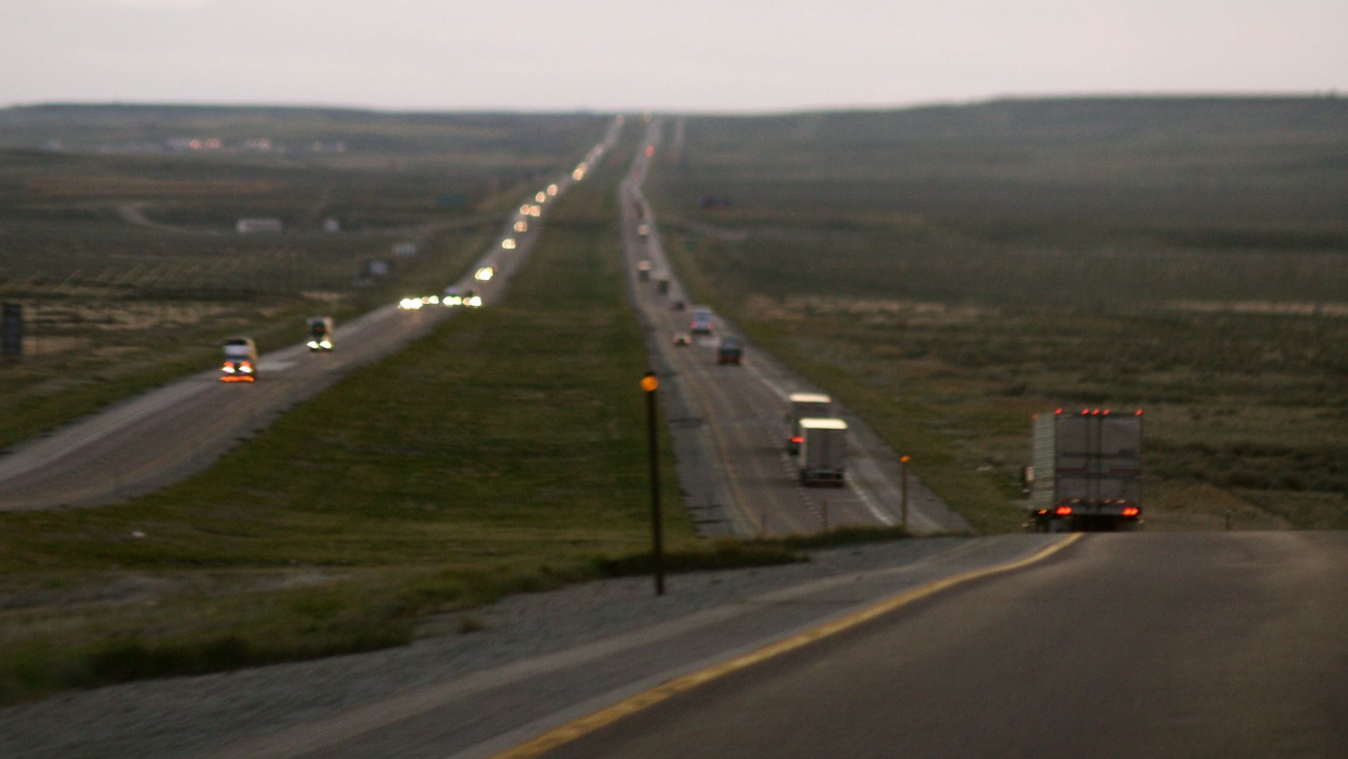 Researchers sound alarm over 'leakage points' in major highway: 'Losing full connectivity is a big deal'