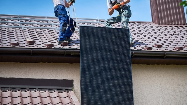 A homeowner who'd gotten put in a pickle by a solar installer had no choice but to bite the bullet and lawyer up.