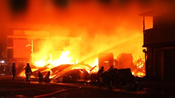 The heroic acts of a passerby was about the only positive thing to come out of a vape store fire that took out a historic building in Glasgow.