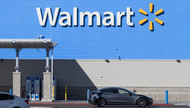 A pair of recent patents for Walmart are sparking fears online that the retail giant could one day hit shoppers by instantly raising prices to match demand.