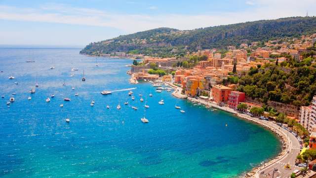 Spain's Gravity Wave is looking to tackle the sea's 1.2 million tons of plastic waste.