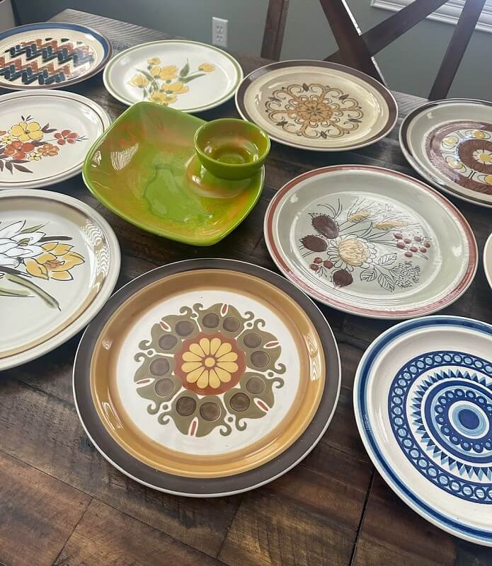 One thrifter thrilled social media users after sharing photos of their unique collection of vintage plates.