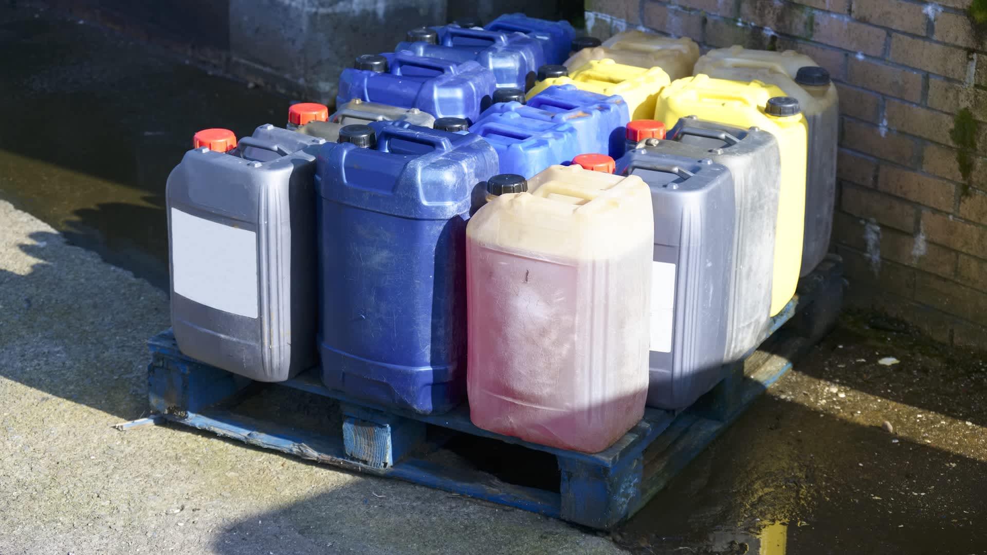 Agriculture giant announces halt to 'poison' product linked to Parkinson's disease: 'Voices … are being heard'