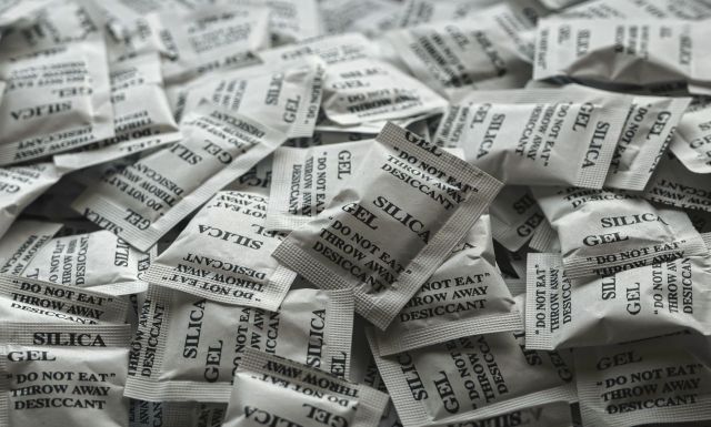 This hack comes courtesy of Andre the Farmer, who posted a quick TikTok showing how silica gel packs can keep seeds fresh.