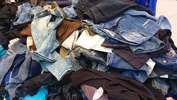 One Redditor found a valuable sapphire ring in the pocket of thrifted pants, prompting a discussion about shopping second-hand.