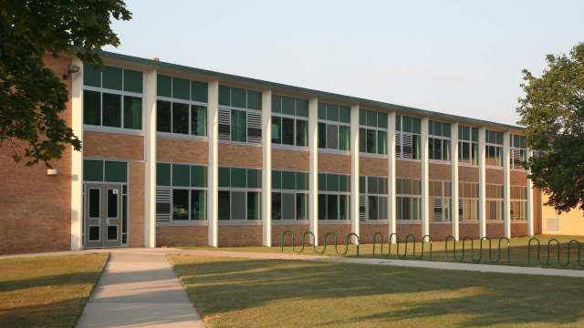 A school in Southeastern Oregon canceled classes after a wolf sighting in the area.