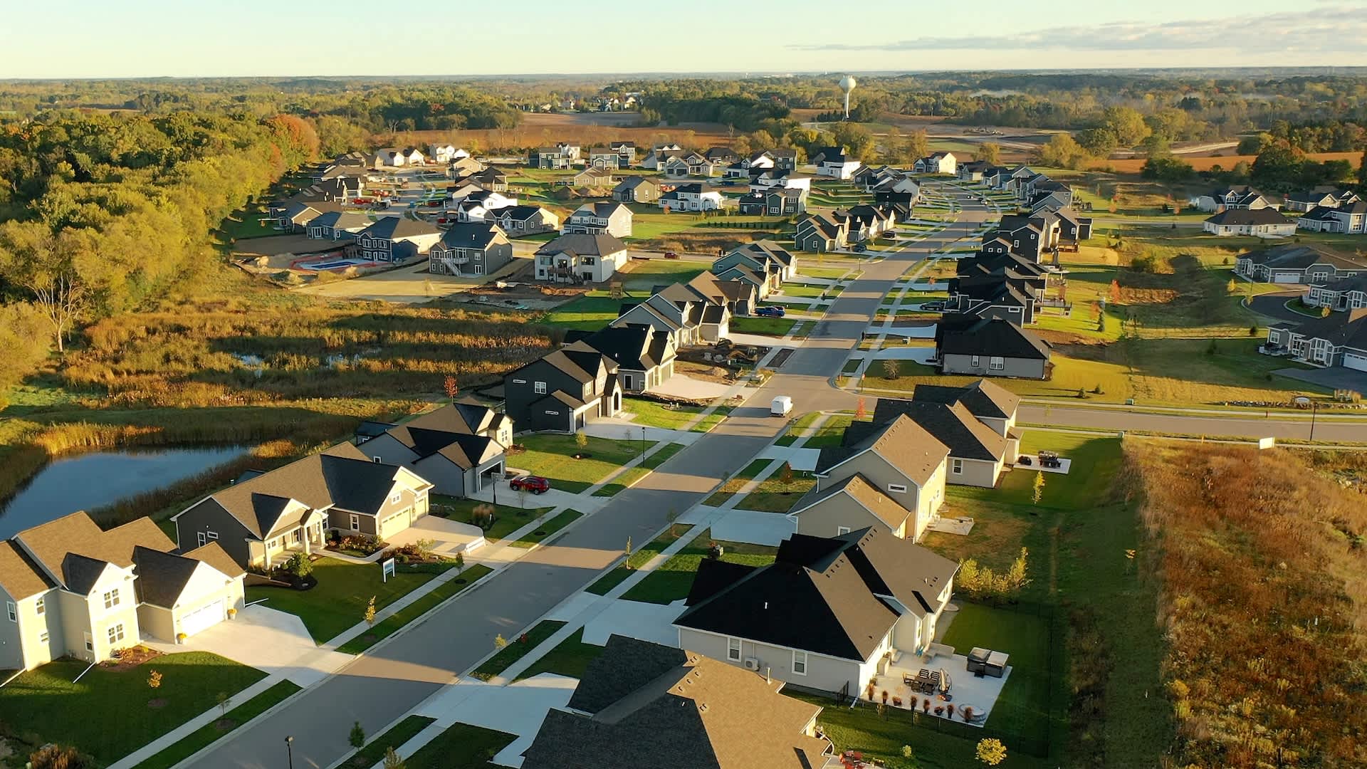 'This bill will rein in abusive HOAs': Minnesota lawmakers pass 'HOA Bill of Rights' protecting homeowners