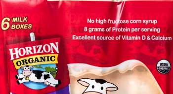 A package of Horizon Organic milk boxes highlighting protein content and health benefits.