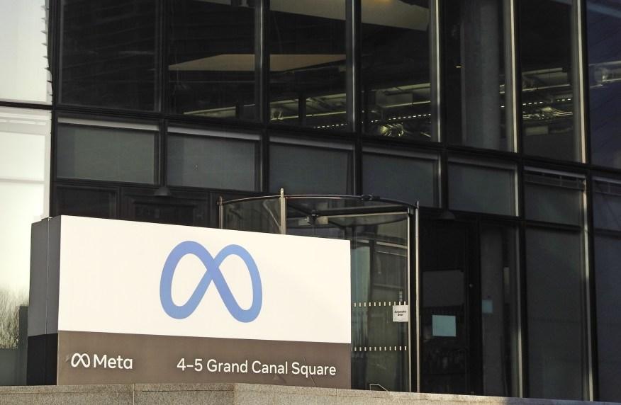 Meta staff push back after company installs mouse tracking on every work device - The Cool Down