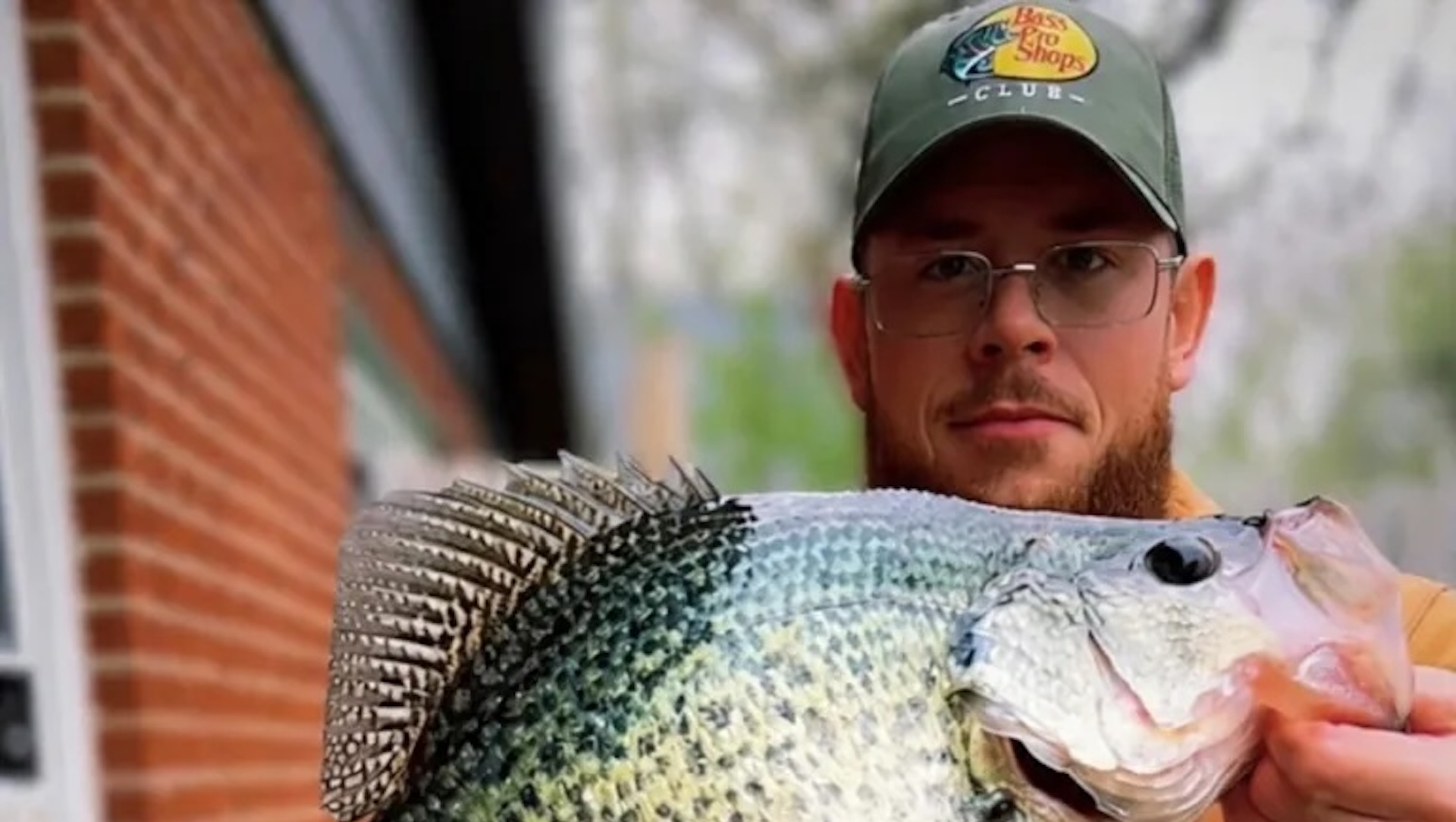 Ohio delivery driver catches record-breaking fish on his way to work
