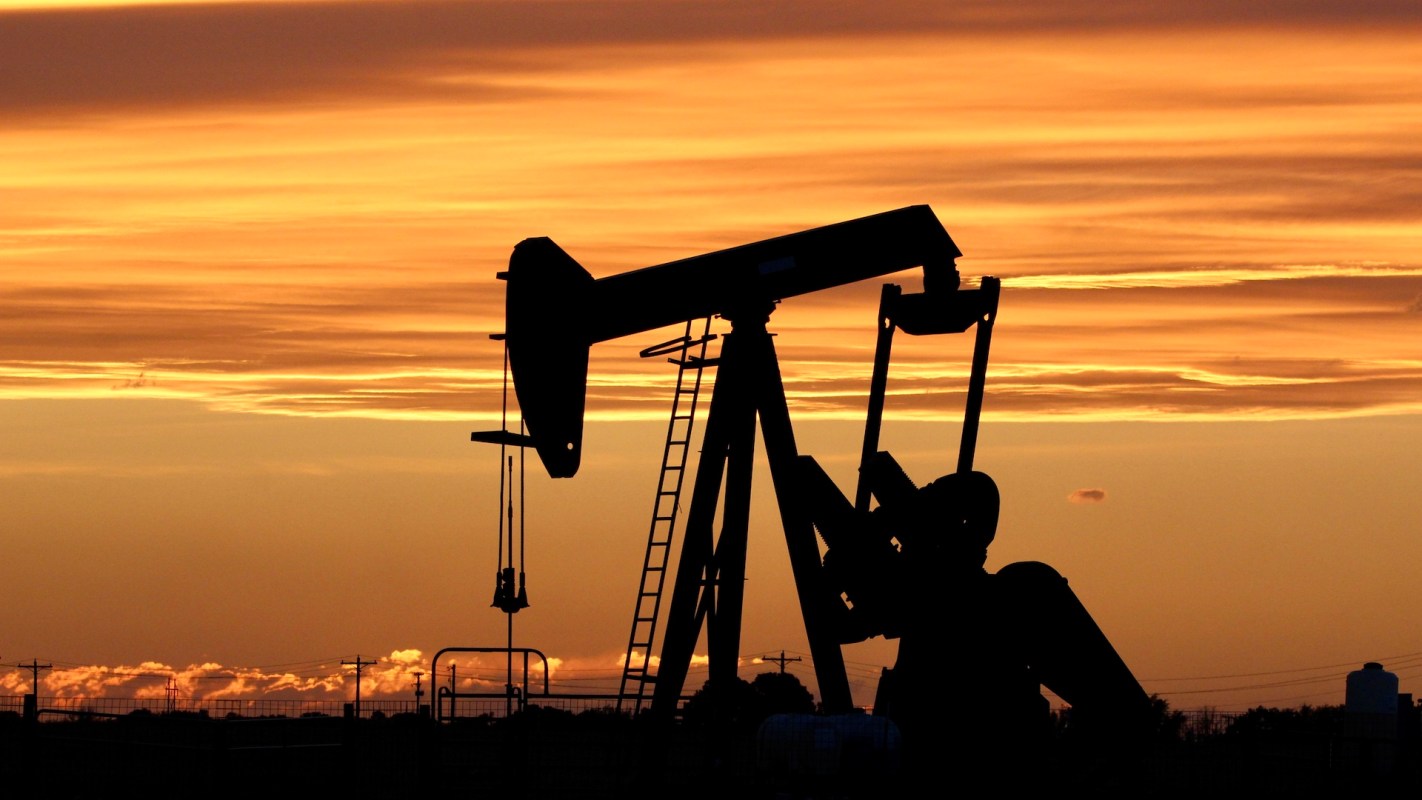 Oil pumpjack.