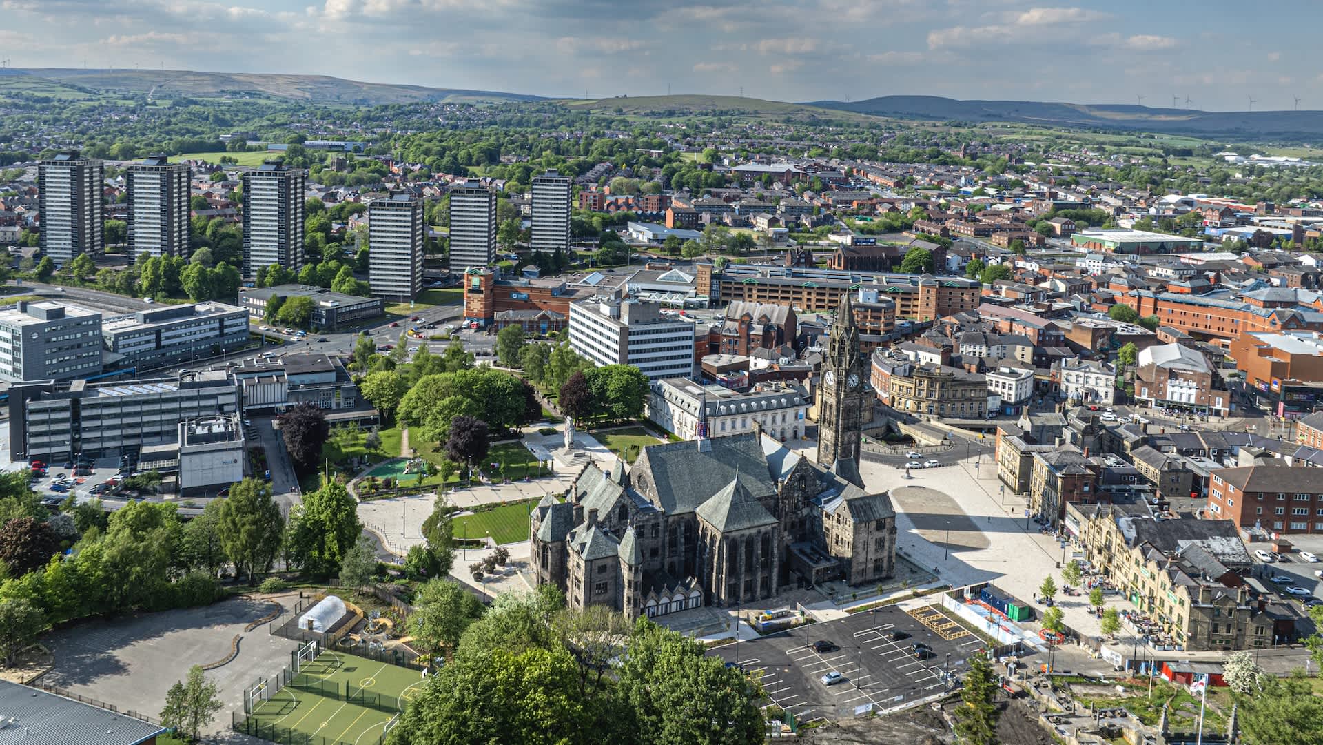 England town set to heat hospital, schools, and homes by tapping energy from sewer
