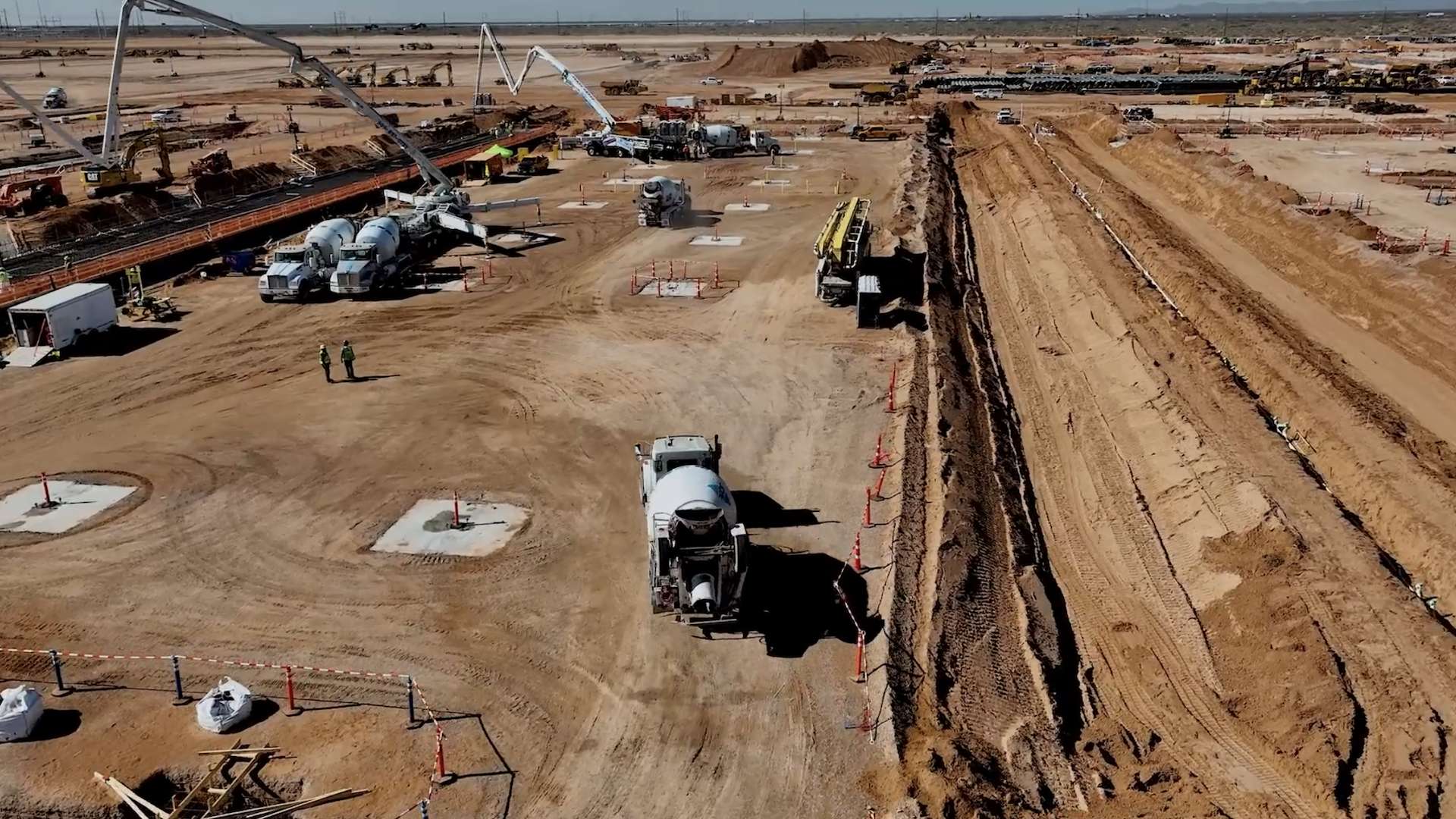 A New Mexico county wanted jobs — it got a thirsty data center, a gas plant, and buyer's remorse