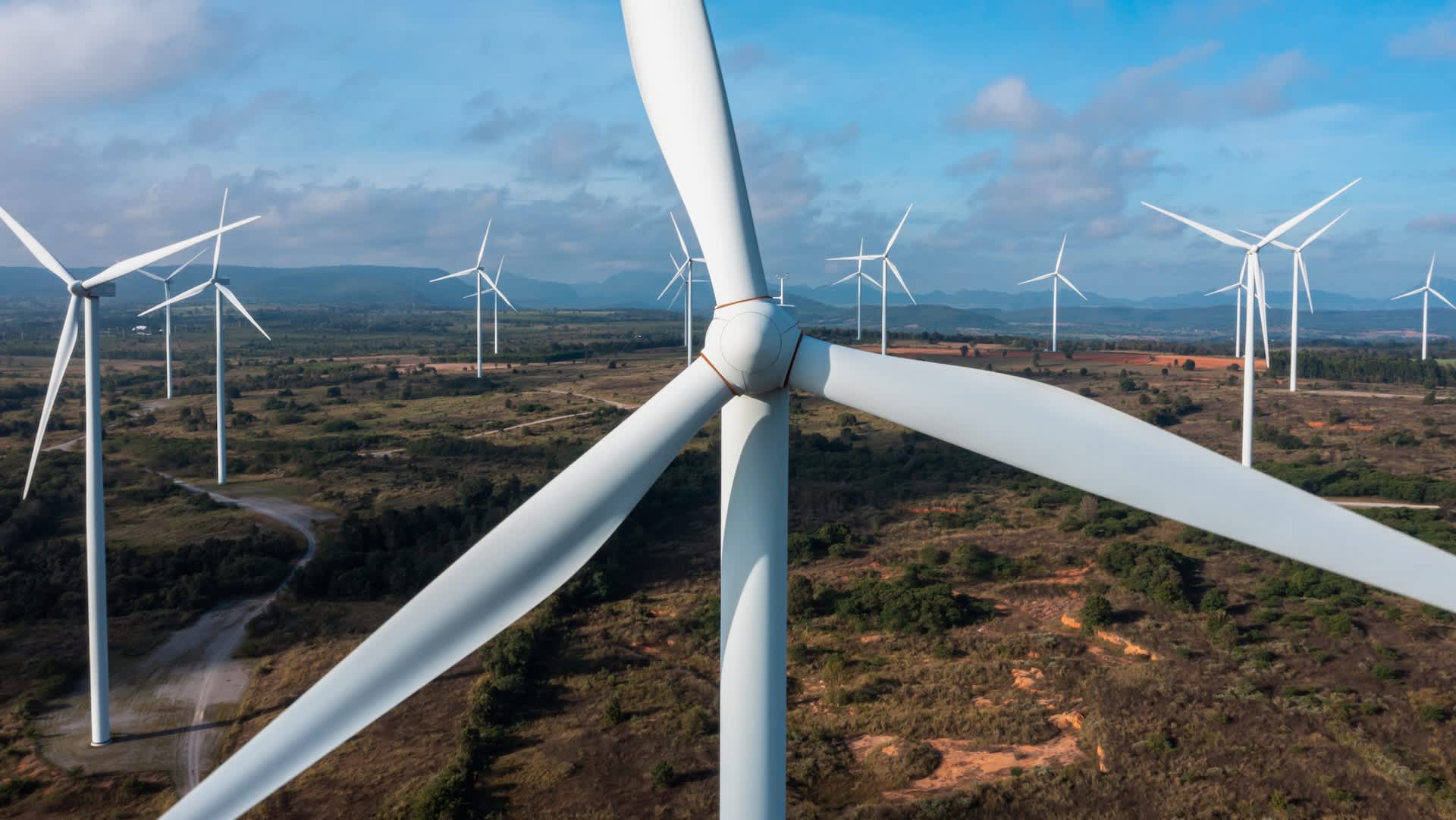 America's largest wind farm is going live in New Mexico with a staggering 916 turbines