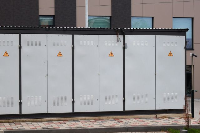 Battery storage containers.