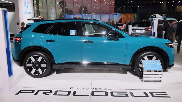 A Honda Prologue SUV.