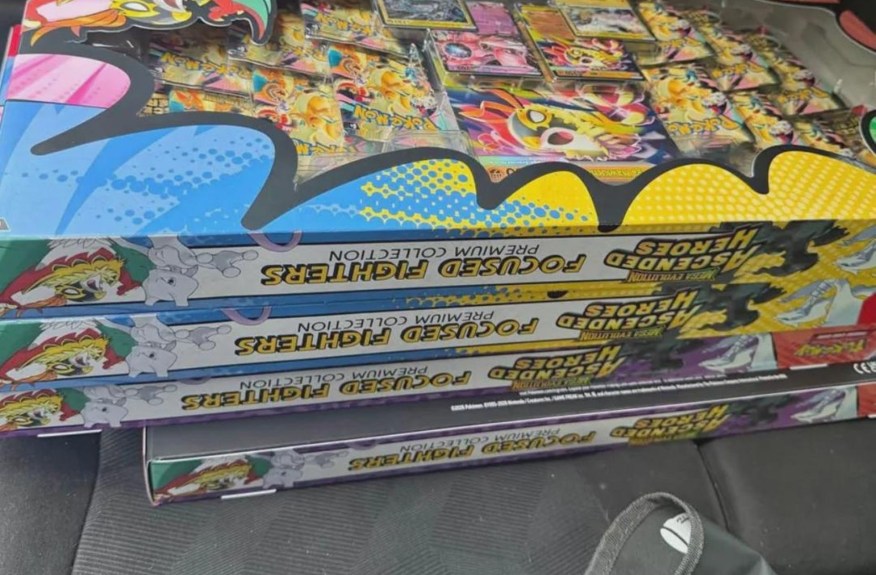 hidden pokemon cards | Fates | Charizard GX Tin A wild set loaded with all Pokemon Hidden Fates Ultra Rare