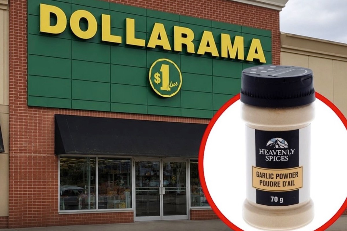 A Heavenly Spices garlic power container in front of Dollarama.
