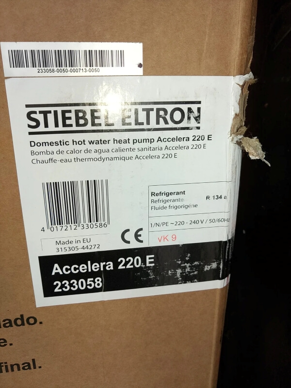 Delivery packaging for a hot water heat pump.