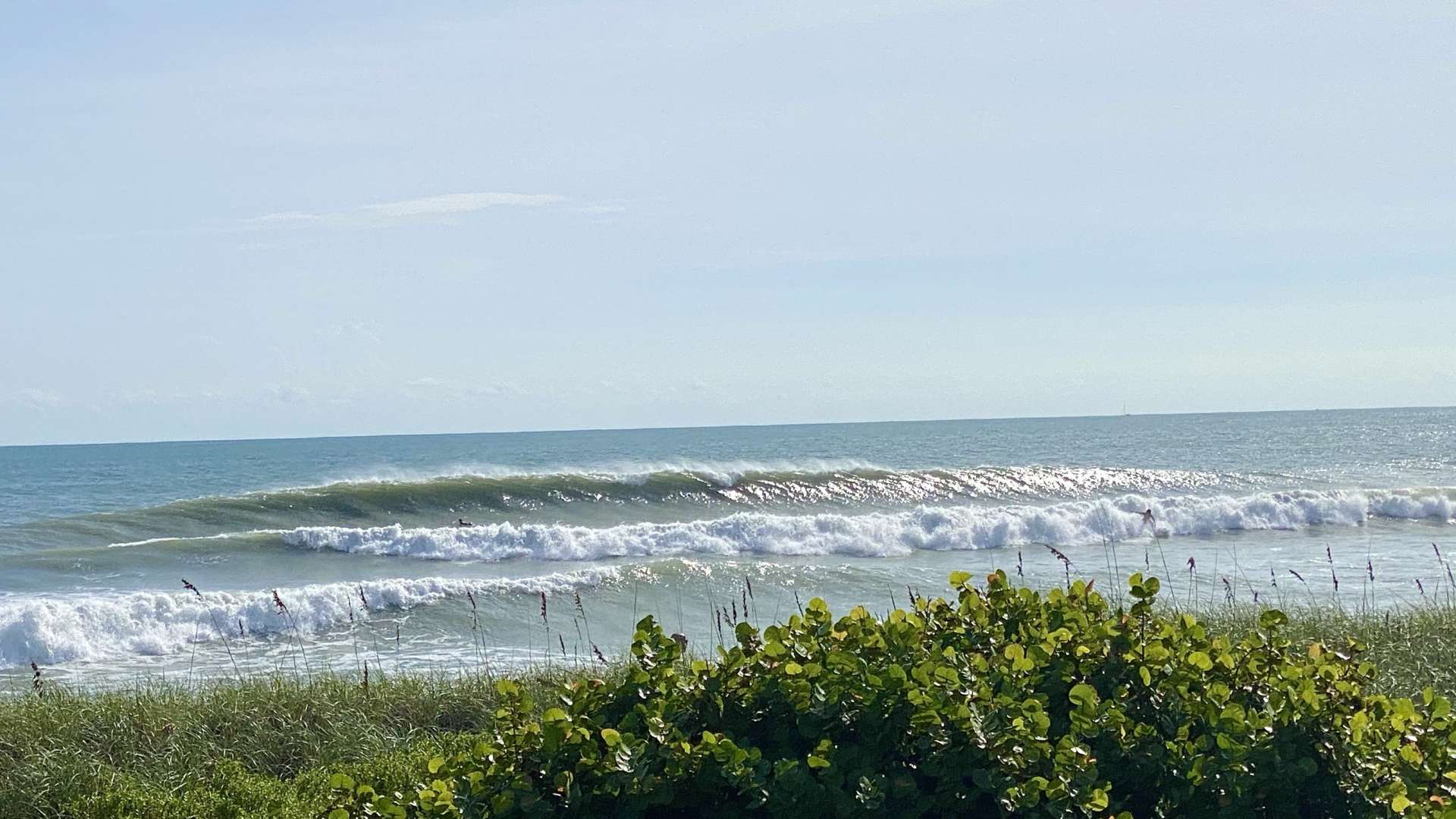 Florida meteorologists track shifting risk factors as African tropical waves cross Atlantic