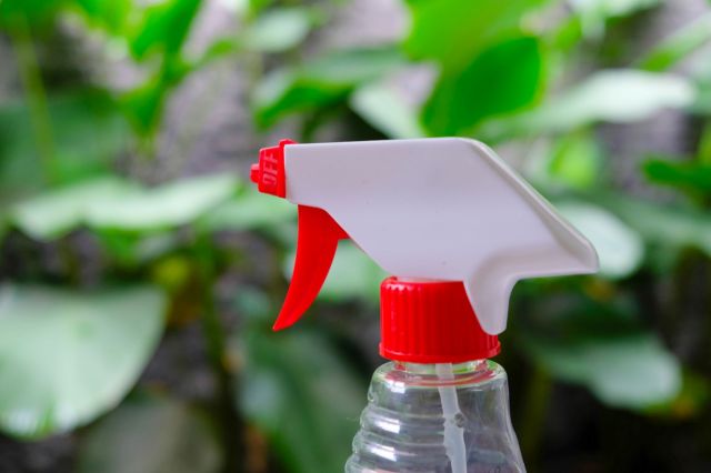 A spray bottle.