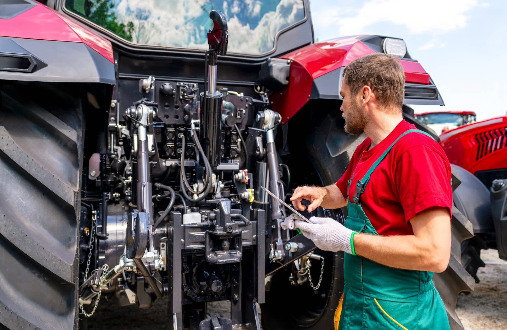 Iowa farmer holds off on new tractors as right-to-repair bills gain ground in 22 states
