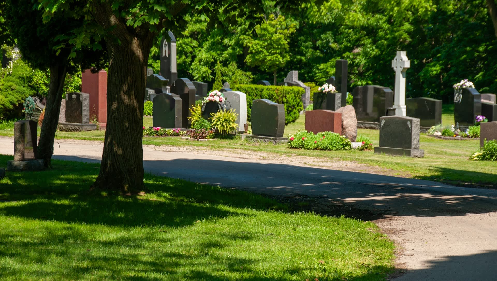 Maine residents hold a funeral for gadgets they say manufacturers killed too soon