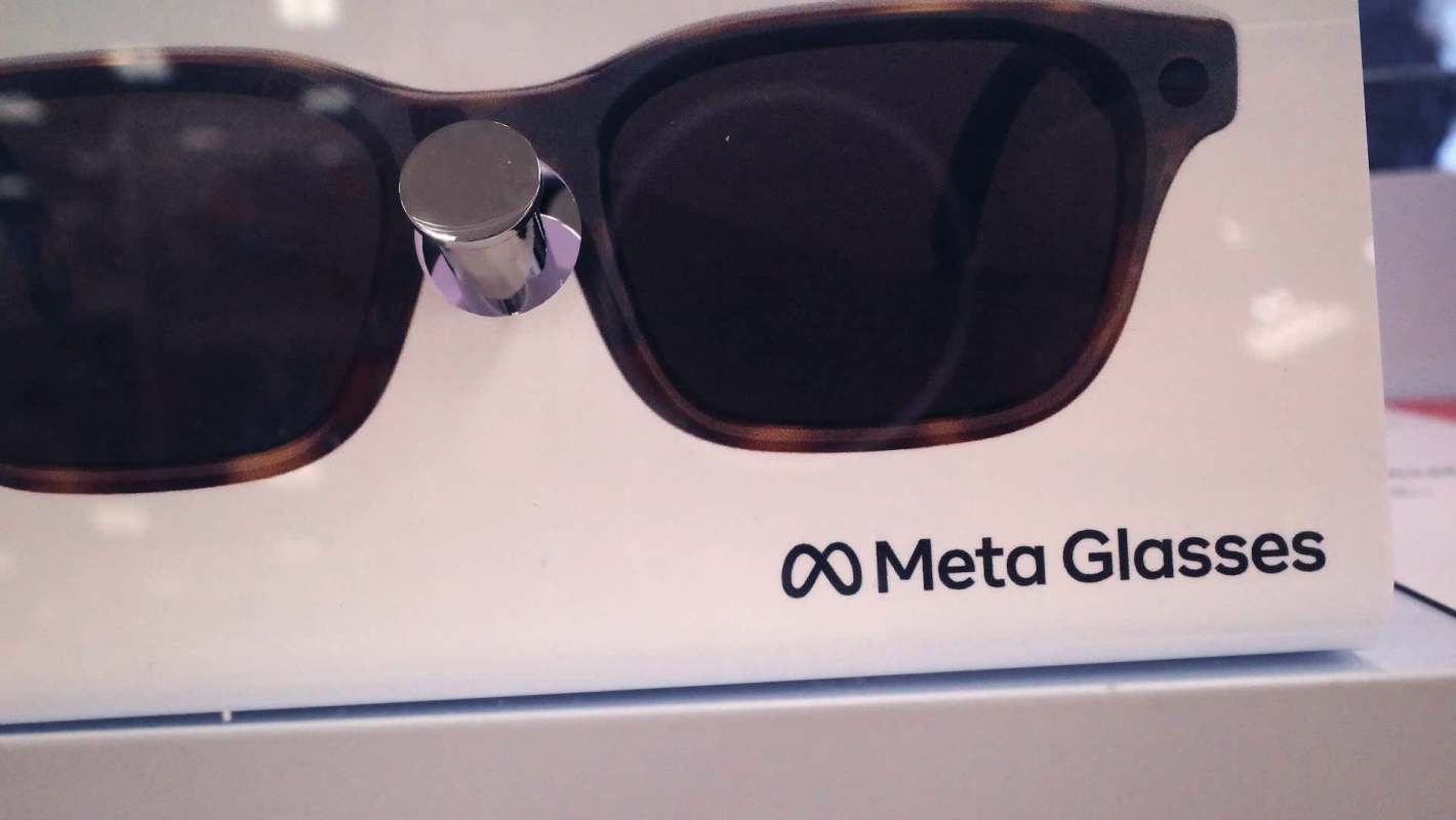 Sunglasses with a display label reading "Meta Glasses."