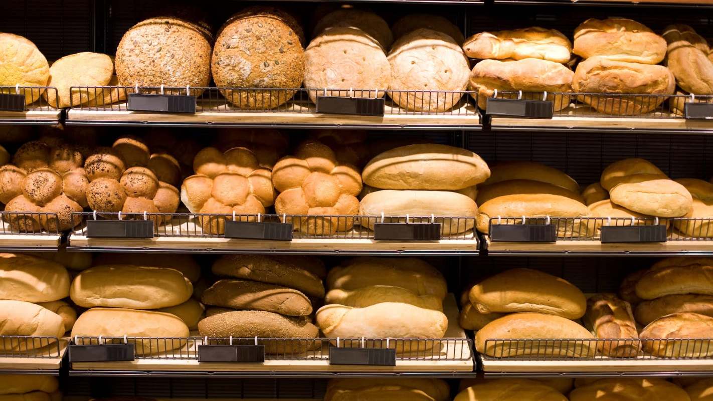 Bread on bakery shelves.