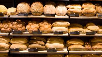 Bread on bakery shelves.