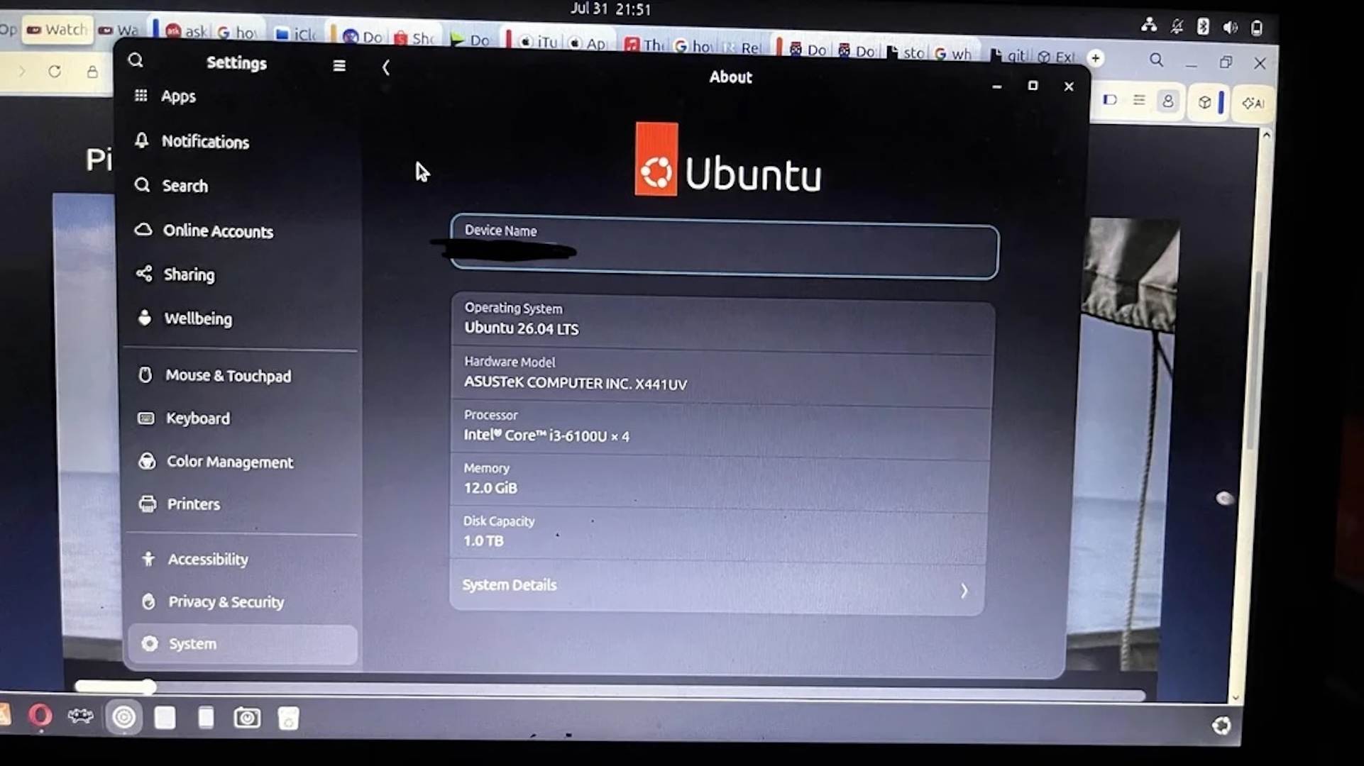 Simple install kept this 10-year-old Asus laptop off the shopping list