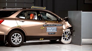A crash test with a 2018 Chevrolet Equinox.