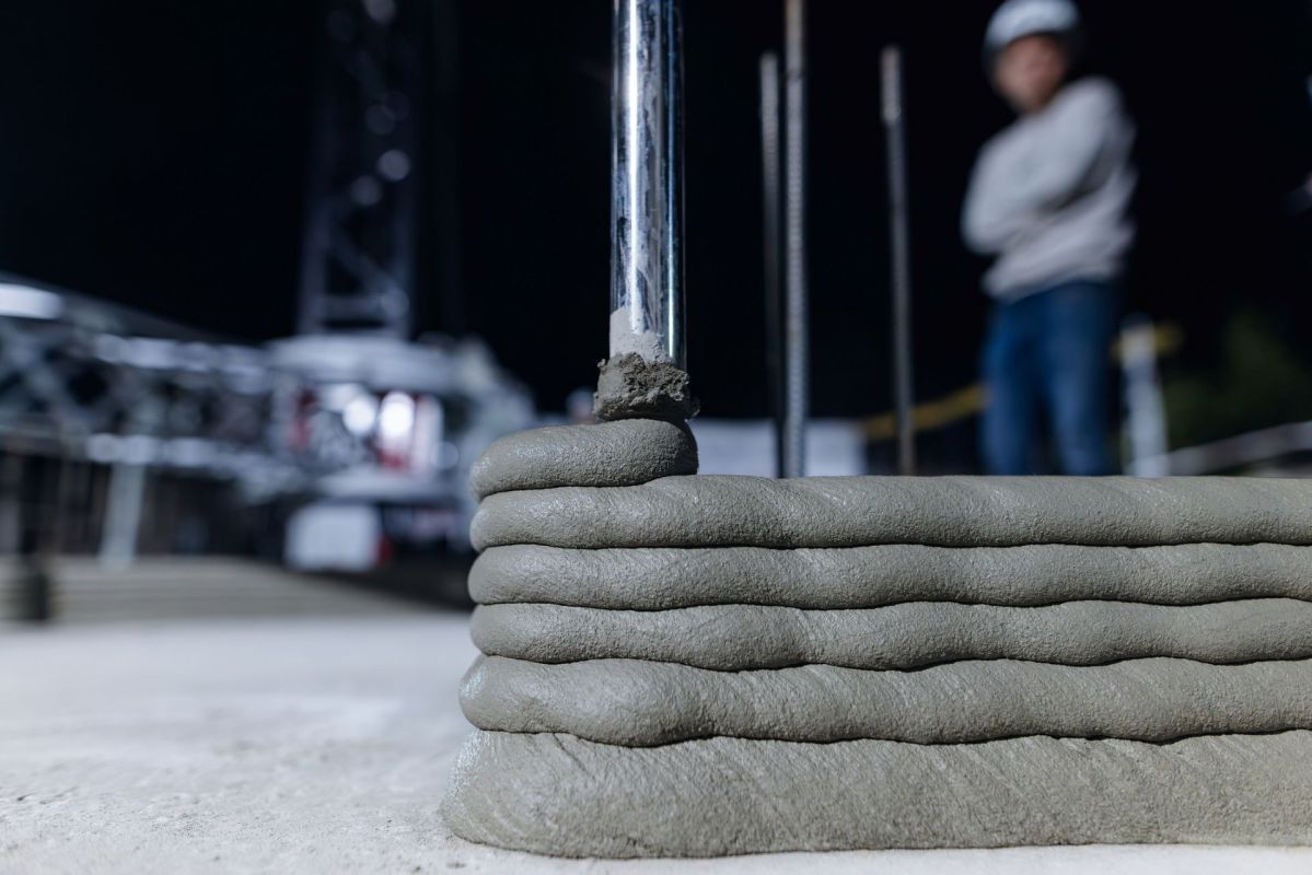 Construction of a 3D-printed house.