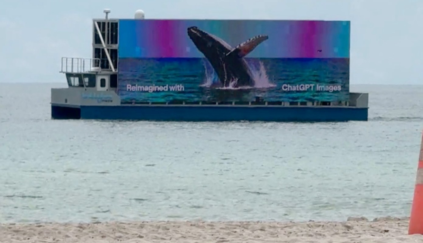 A floating ad for ChatGPT.