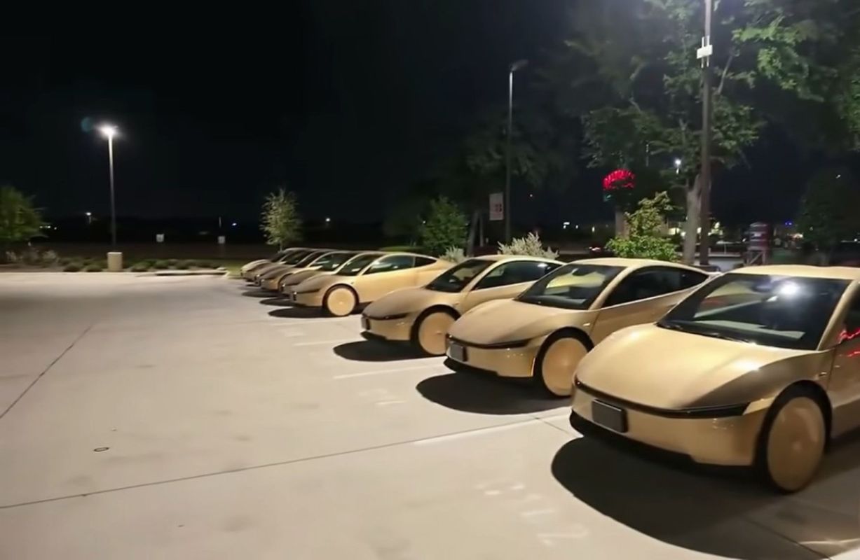 A row of Cybercars.