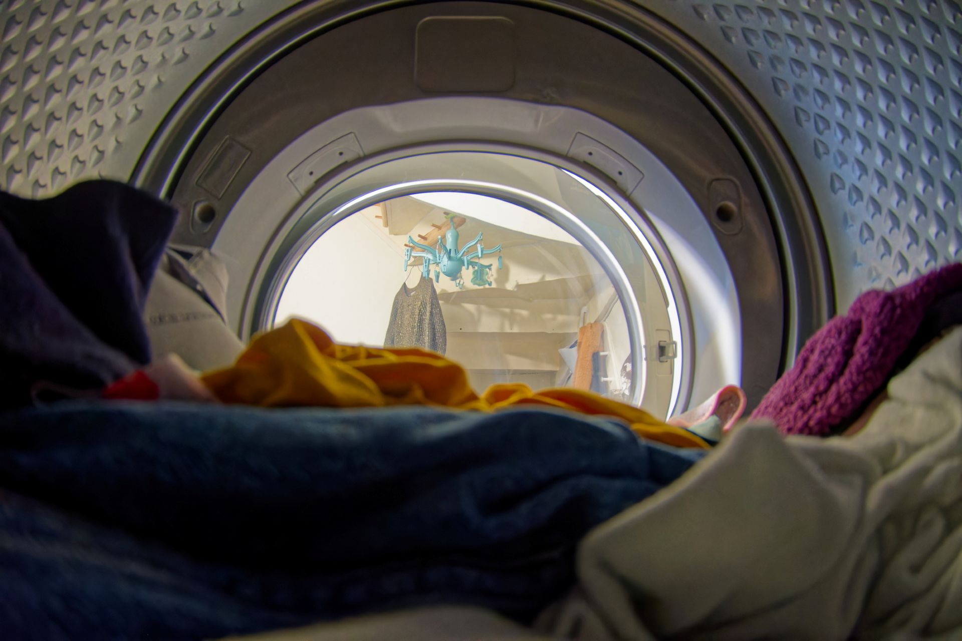 LG heat pump dryer buyer hit with $1,000 outlet surprise, then learns some models use 120V