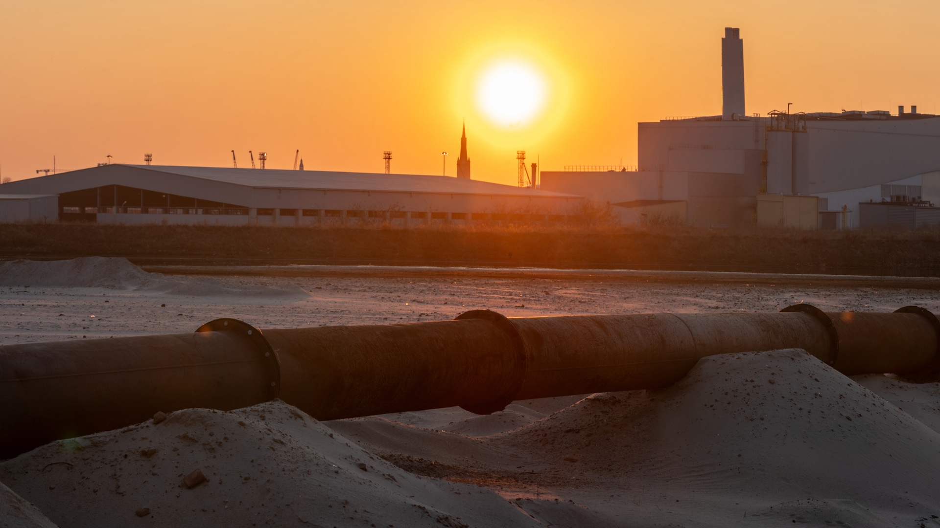 Alaska gasline agency seeks $2.5 million after lawmakers sink key pipeline tax bill