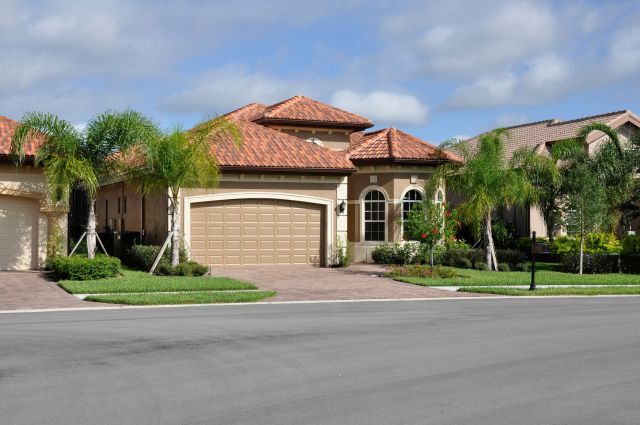 Houses in Florida.