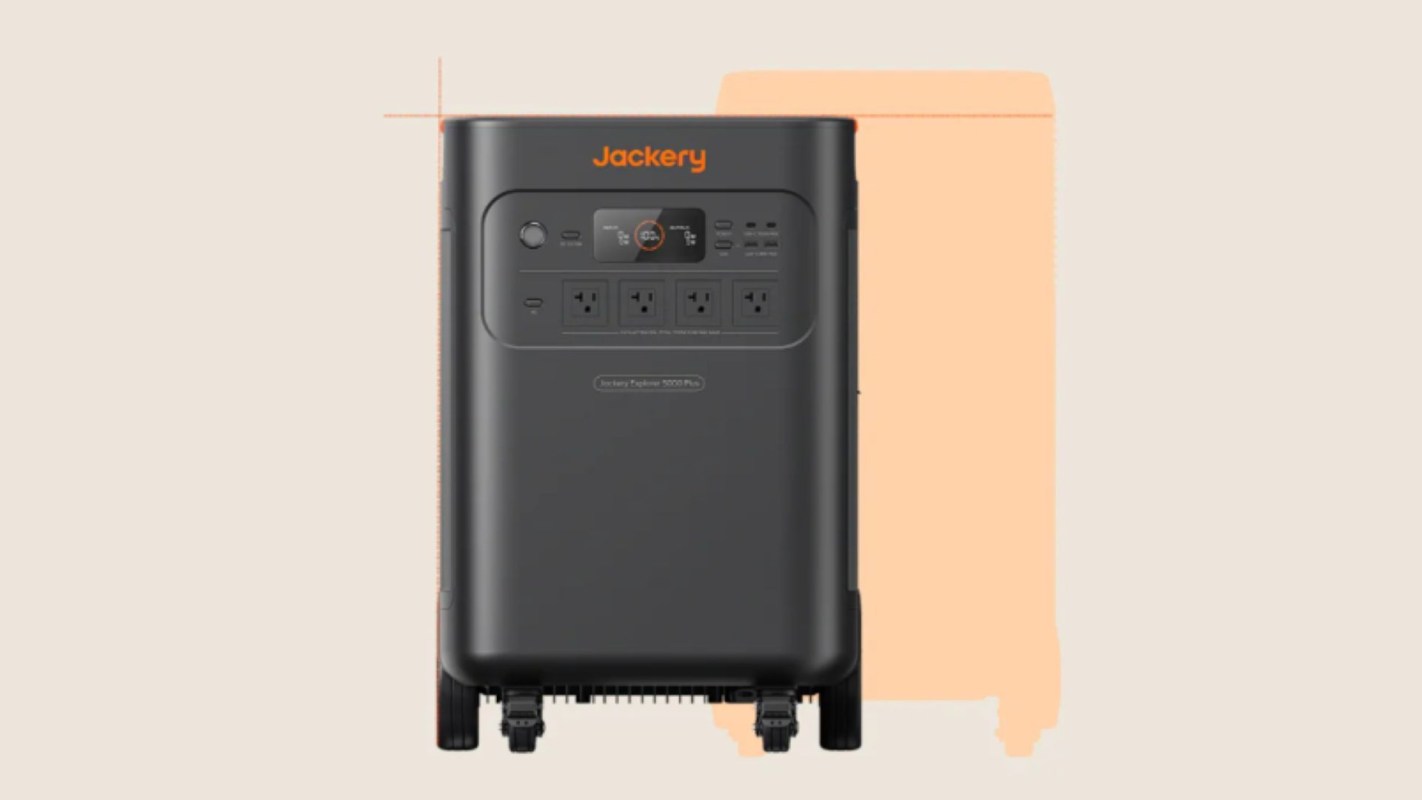 A Jackery Explorer 5000.