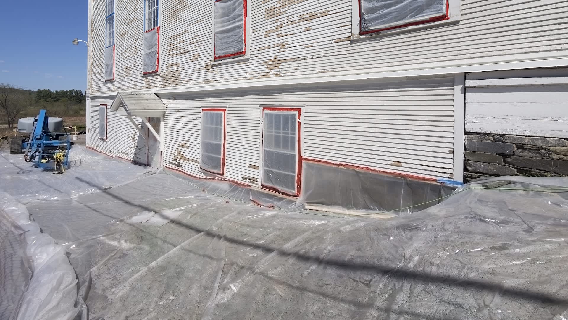Milwaukee ordered 240 landlords to remove lead, but dangers still persist for renters