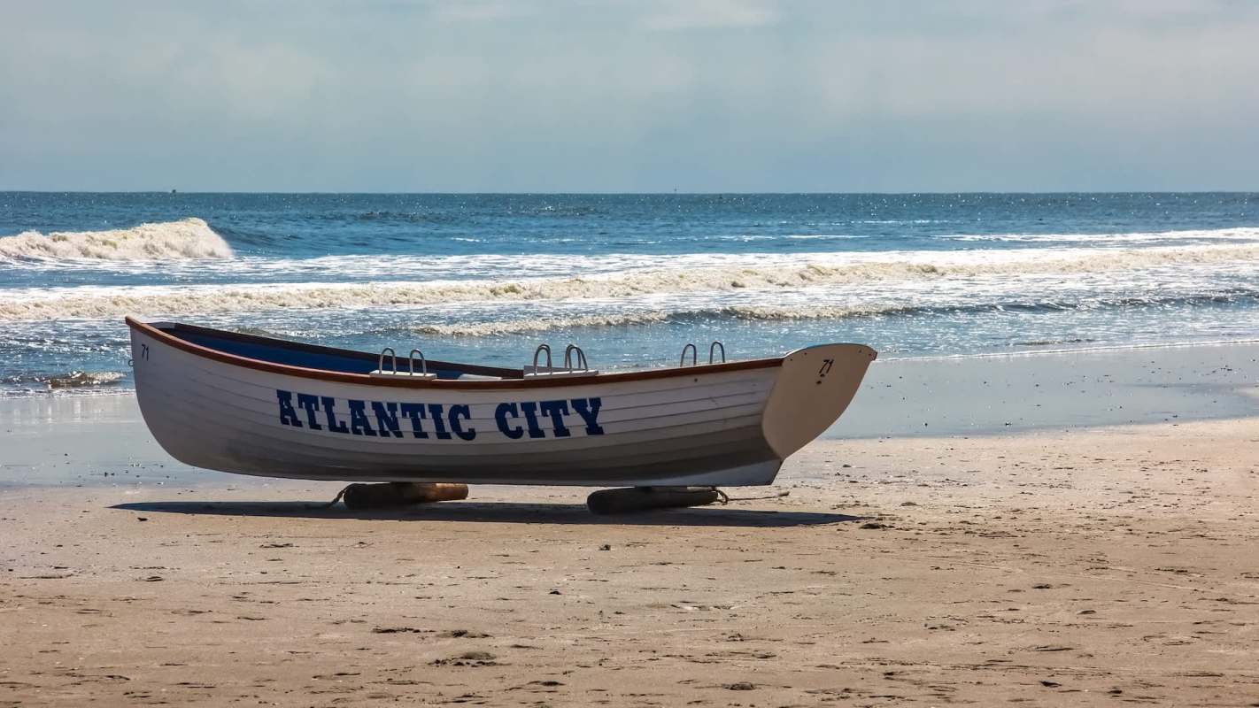 An Atlantic City boat near the ocean.
