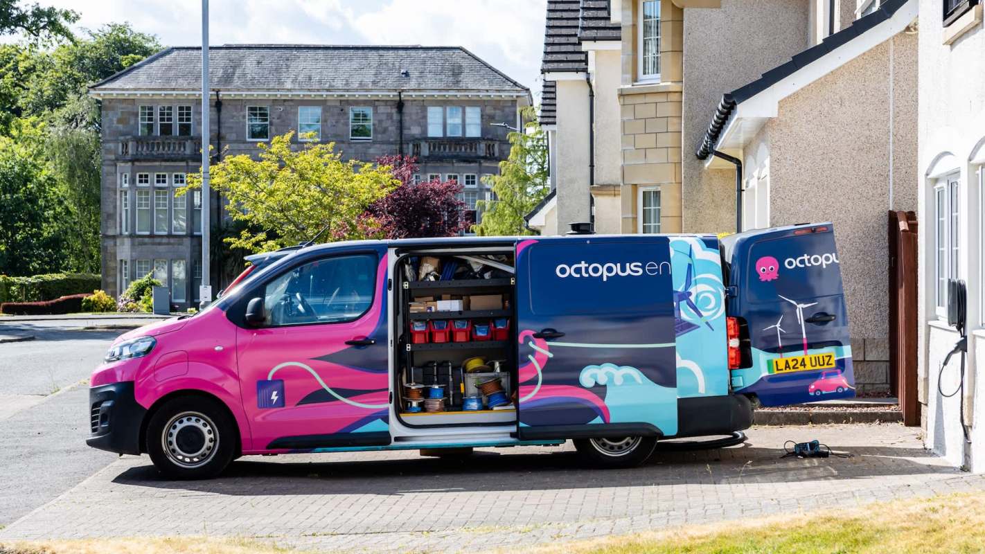 An Octopus Energy van.