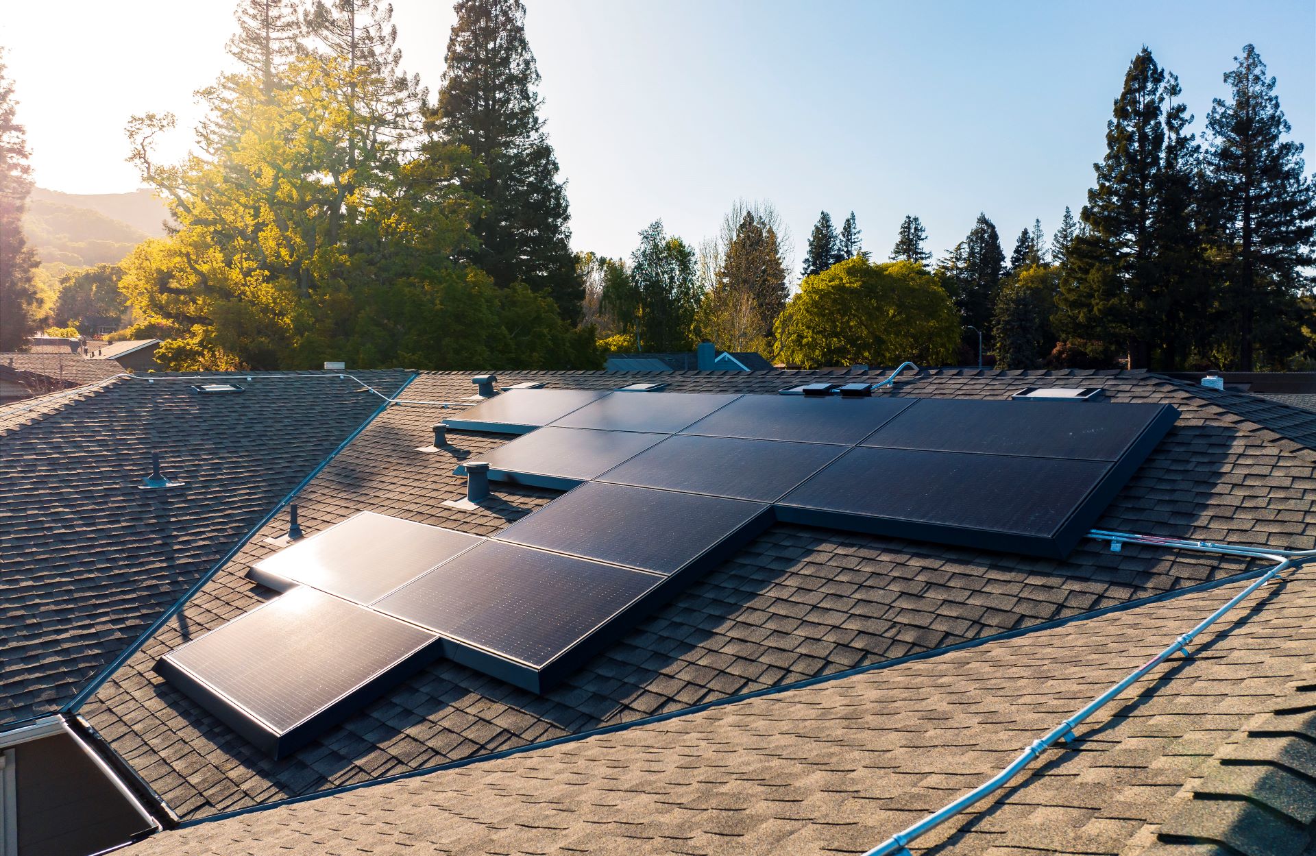 Buyer weighing 4-year-old Tesla Solar Roof told to check who actually backs the warranty