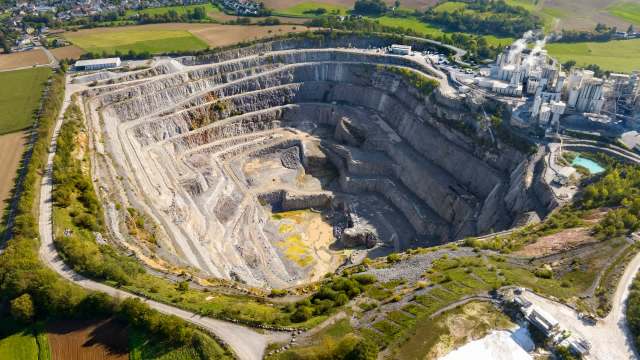 Wales rejects quarry's 22-hectare expansion over grazing rights, wildlife, and park views