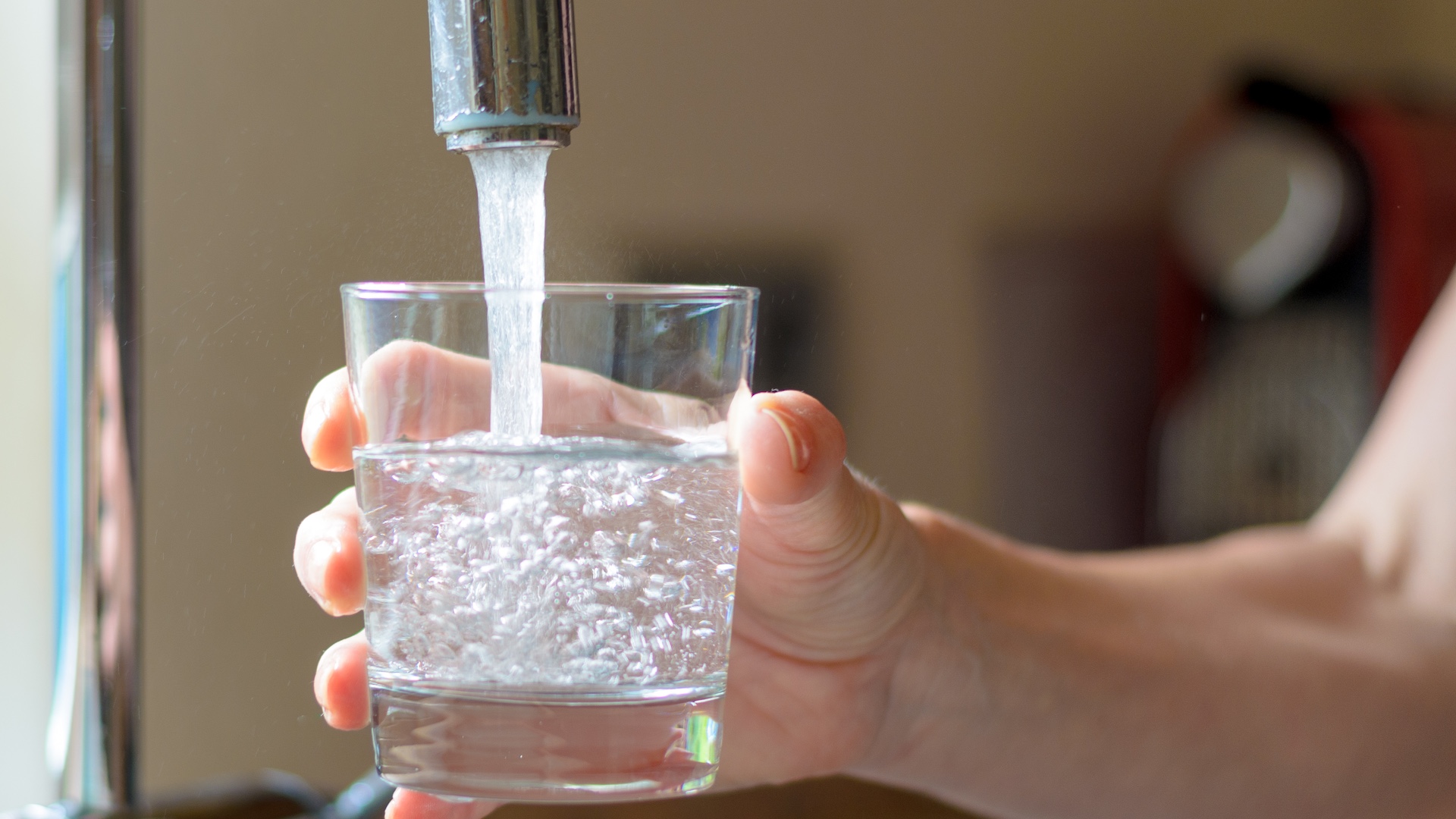 New York homeowner still can't tell if tap is lead-free as 6,300 water systems miss EPA deadline