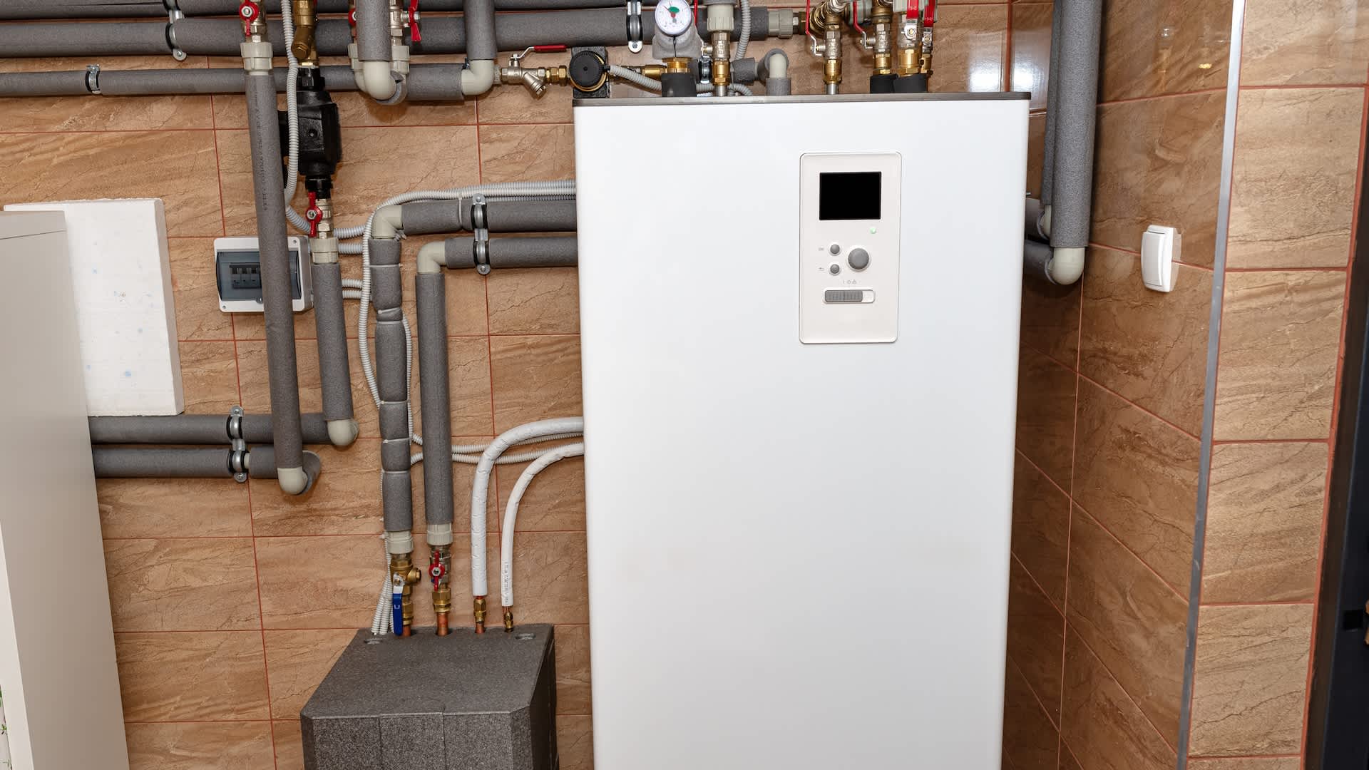 New York homeowner's heat pump dilemma: Enough heat for winter can mean too much AC