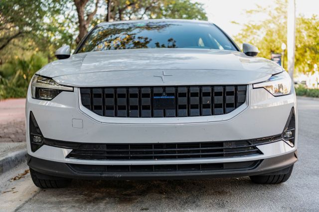 A Polestar 2.