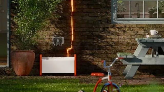 In the UK, a plug-in solar kit with a battery promises renters lower bills, if lawmakers allow it