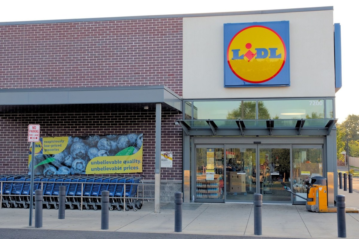 A Lidl storefront.